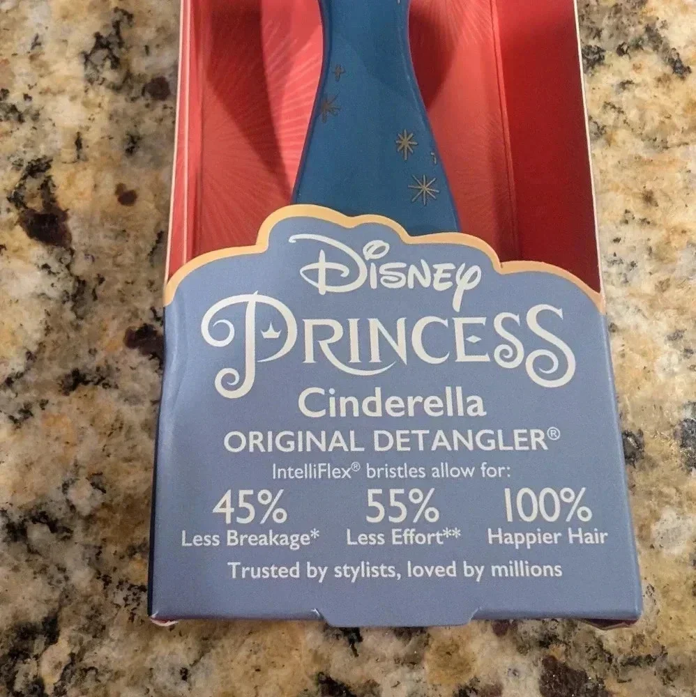 ⚡Wet Brush Original Detangler Brush Cinderella, Disney Princess limited